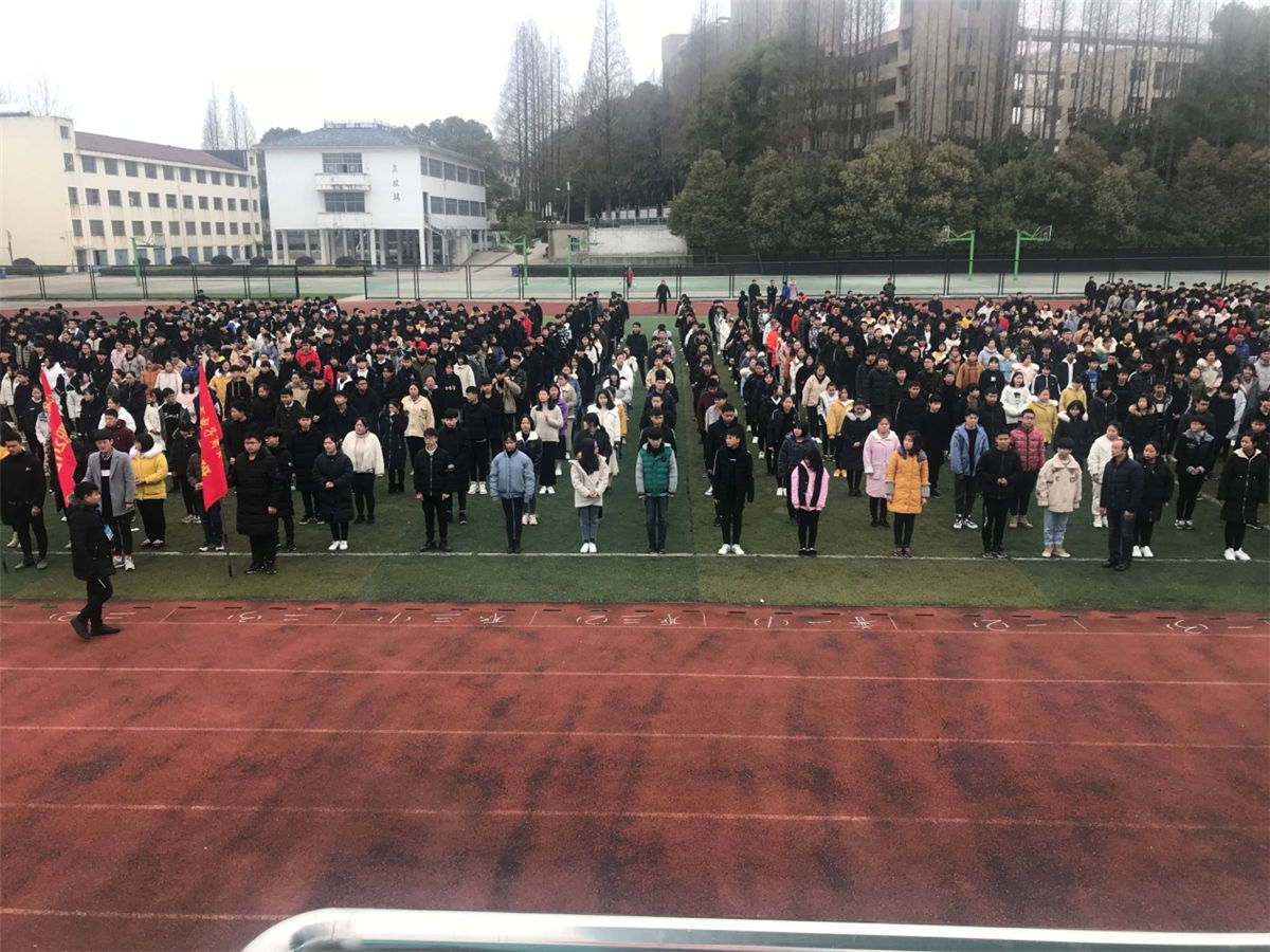 ǧ�����´��������׷澫�������