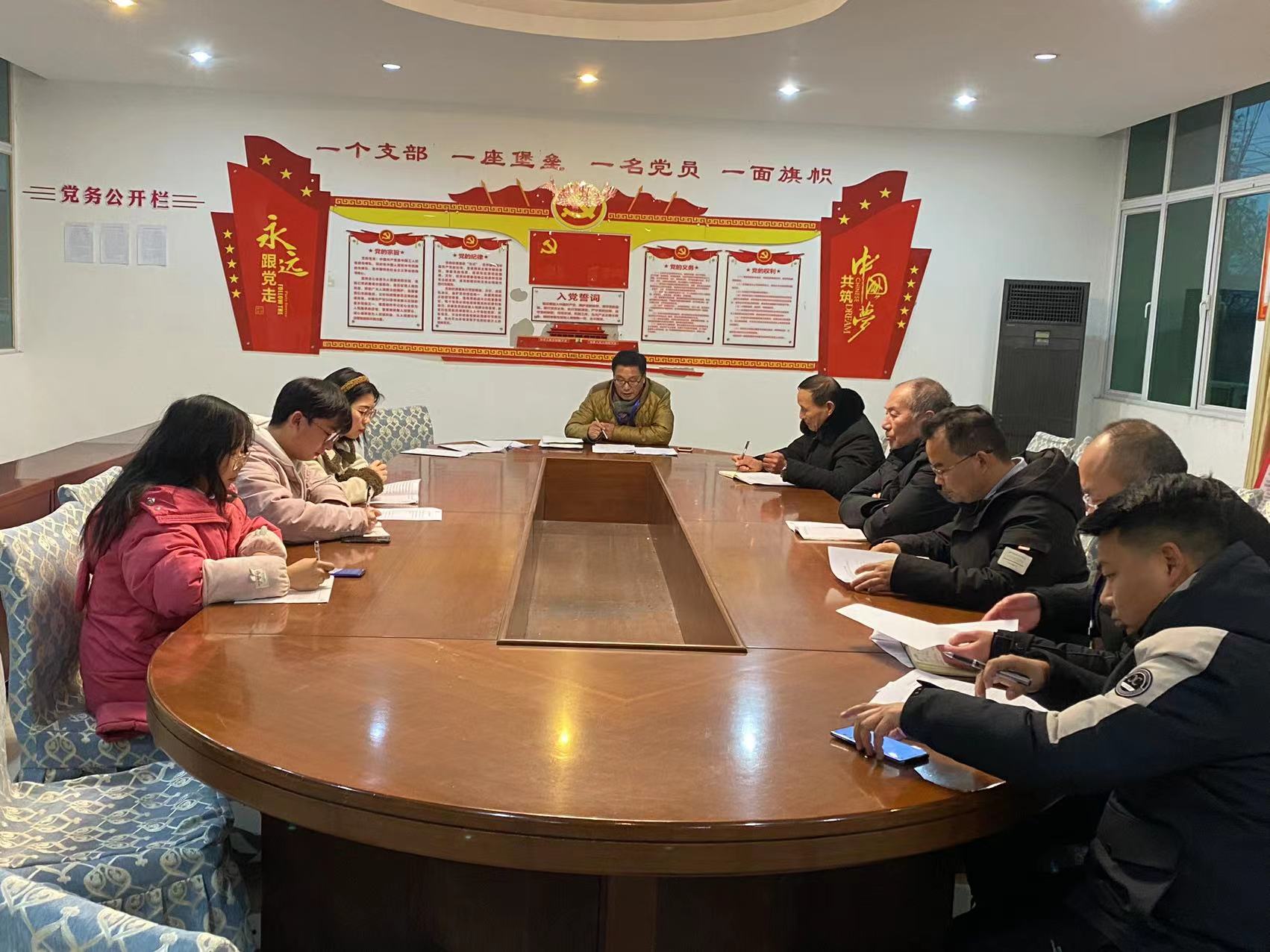 ǧ��ѧУ�ٿ���������֯�������